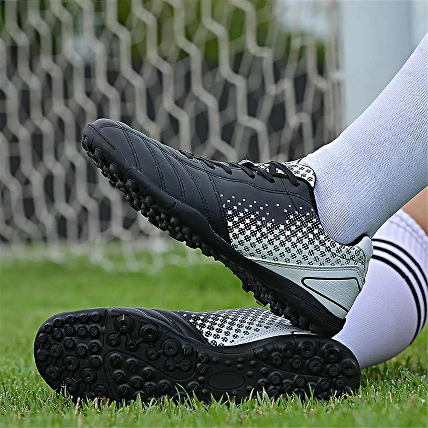 Kids Football Boots Outdoor Sport Sneakers Girls Boys Artificial Ground Soccer Cleats Lightweight Training Shoes