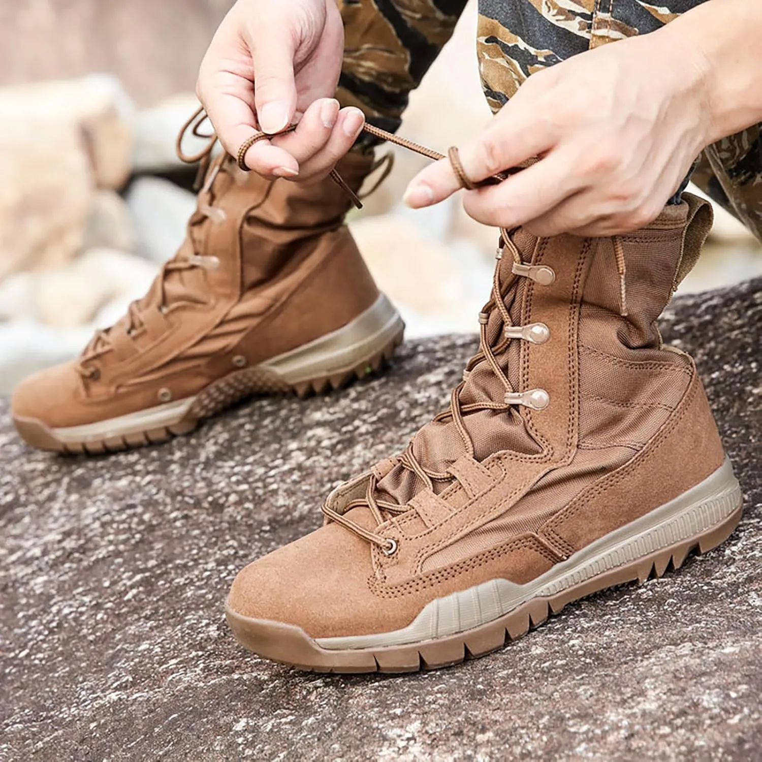 Men Military Tactical Combat Boots Outdoor Walking Camping Lace-up Boots Trekking Hiking Shoes Lightweight and Breathable,Black-40