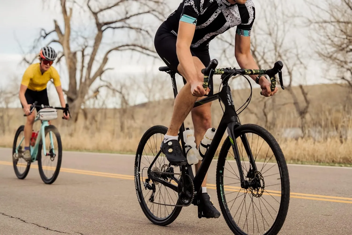 Swiftwick- ASPIRE No Show (Zero Cuff) Running & Cycling Socks