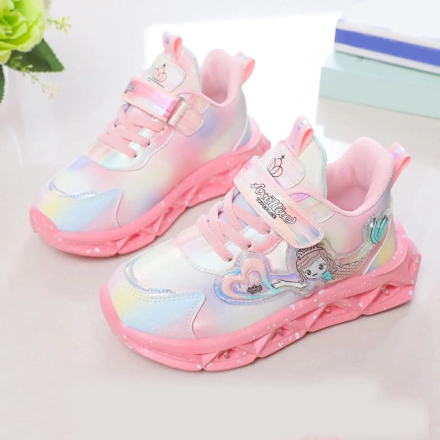Toddler Girl Sneakers Girls?? Princess Shoes Slip On Light Up Shoes Mermai?? Shoes Breathable Mesh Sneakers Lightweight