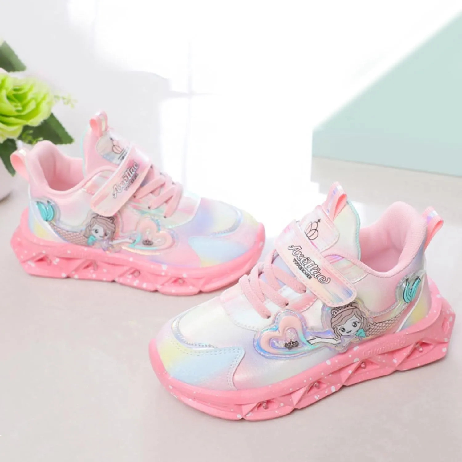 Toddler Girl Sneakers Girls?? Princess Shoes Slip On Light Up Shoes Mermai?? Shoes Breathable Mesh Sneakers Lightweight